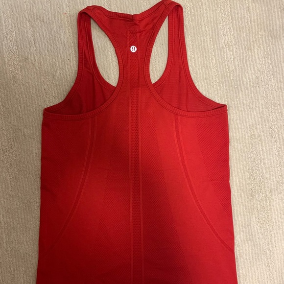 Lululemon swifty tech tank top - Picture 2 of 2